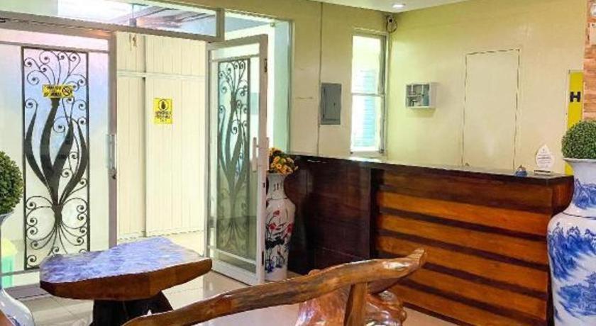 Jm Backpackers Hometel Guimaras Exterior photo